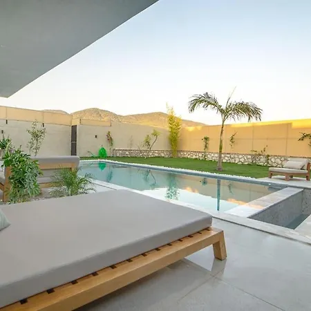 Viohouses 5- Luxury Private Korunakli Oezel Havuzlu