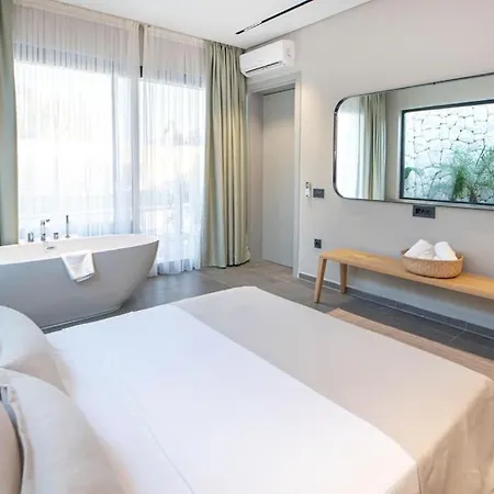 Viohouses 5- Luxury Private Korunakli Oezel Havuzlu * 페티예