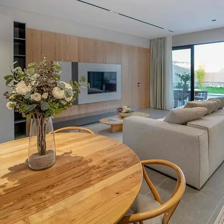 Viohouses 5- Luxury Private Korunakli Oezel Havuzlu 페티예