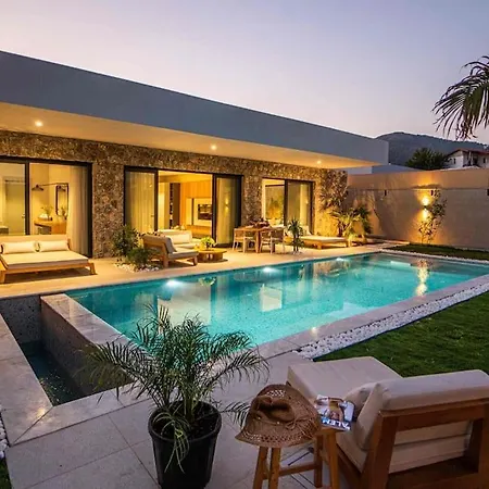 빌라 Viohouses 5- Luxury Private Korunakli Oezel Havuzlu