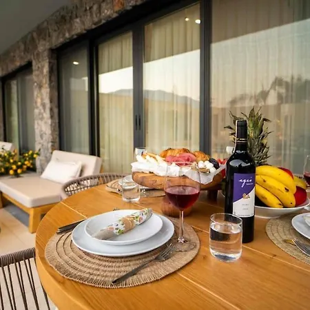 Viohouses 5- Luxury Private Korunakli Oezel Havuzlu 빌라